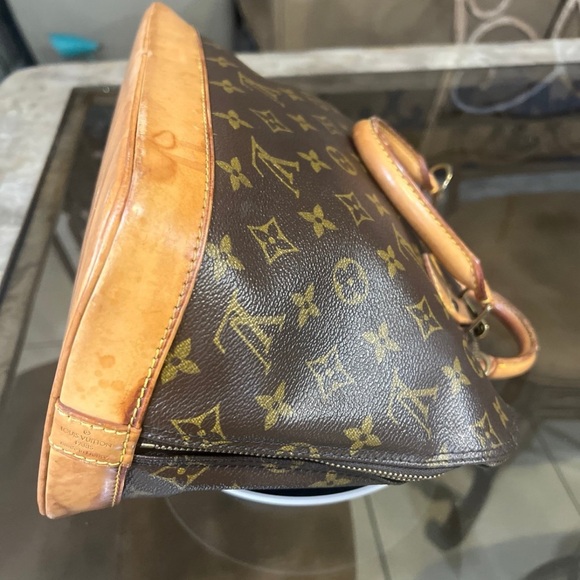 Authentic Louis Vuitton Alma with bonus Lipstick/Cigarette case. - Picture 4 of 12